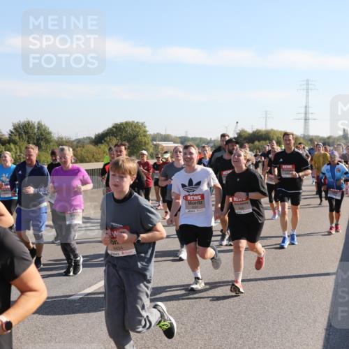 03.10.2025 - Köhlbrandbrückenlauf Yannick Fuchs http://msf.ph/oto/9180780 03.10.2025 11:21:56 Position 3 4434, 6591 meine-sportfotos.de