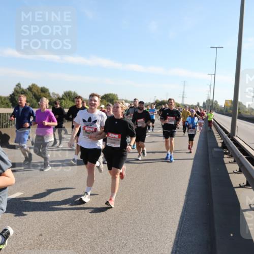 03.10.2025 - Köhlbrandbrückenlauf Yannick Fuchs http://msf.ph/oto/9180787 03.10.2025 11:21:58 Position 3 4434 meine-sportfotos.de