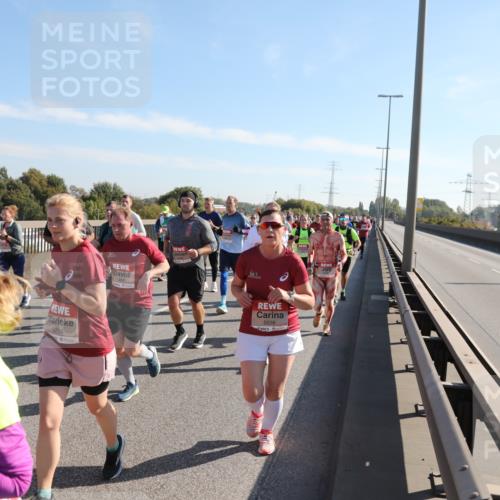 03.10.2025 - Köhlbrandbrückenlauf Yannick Fuchs http://msf.ph/oto/9180824 03.10.2025 11:22:05 Position 3 5838, 5214, 5483, 5038 meine-sportfotos.de