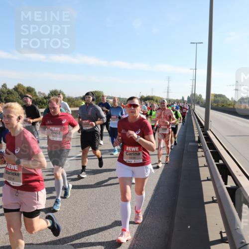 03.10.2025 - Köhlbrandbrückenlauf Yannick Fuchs http://msf.ph/oto/9180826 03.10.2025 11:22:05 Position 3 5214, 5483, 5038 meine-sportfotos.de