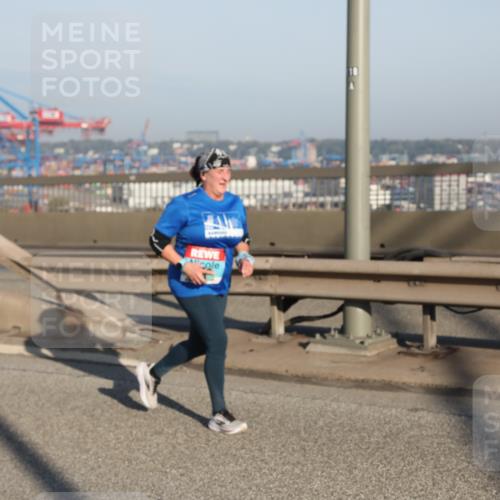 03.10.2025 - Köhlbrandbrückenlauf Yannick Fuchs http://msf.ph/oto/9180829 03.10.2025 08:55:26 Position 2  meine-sportfotos.de