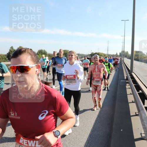 03.10.2025 - Köhlbrandbrückenlauf Yannick Fuchs http://msf.ph/oto/9180833 03.10.2025 11:22:06 Position 3 6173, 5213, 87, 6387 meine-sportfotos.de