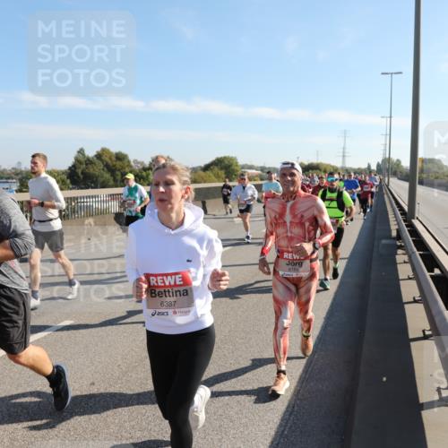 03.10.2025 - Köhlbrandbrückenlauf Yannick Fuchs http://msf.ph/oto/9180837 03.10.2025 11:22:06 Position 3 6387, 6188 meine-sportfotos.de