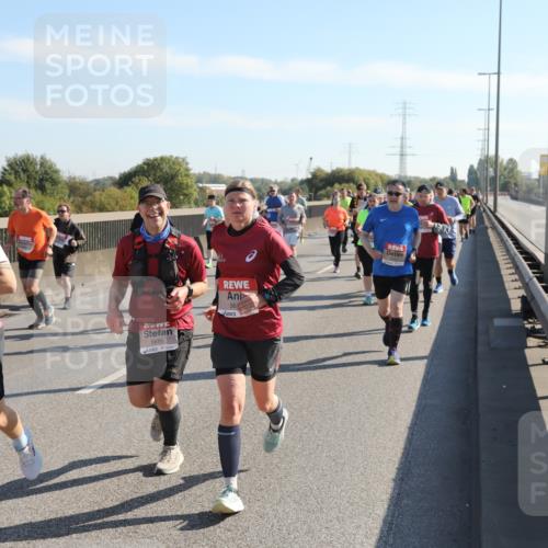 03.10.2025 - Köhlbrandbrückenlauf Yannick Fuchs http://msf.ph/oto/9180860 03.10.2025 11:22:09 Position 3 5007, 5686, 56 meine-sportfotos.de