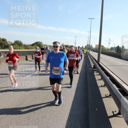 03.10.2025 - Köhlbrandbrückenlauf Yannick Fuchs http://msf.ph/oto/9180879 03.10.2025 11:22:11 Position 3 5511 meine-sportfotos.de