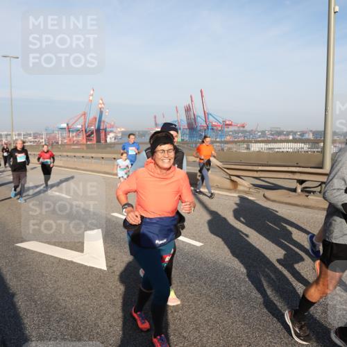 03.10.2025 - Köhlbrandbrückenlauf Yannick Fuchs http://msf.ph/oto/9180886 03.10.2025 08:55:33 Position 2 7, 2783 meine-sportfotos.de