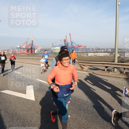 03.10.2025 - Köhlbrandbrückenlauf Yannick Fuchs http://msf.ph/oto/9180888 03.10.2025 08:55:33 Position 2  meine-sportfotos.de