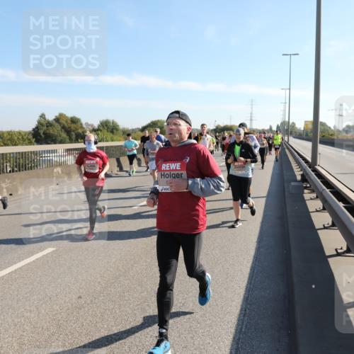 03.10.2025 - Köhlbrandbrückenlauf Yannick Fuchs http://msf.ph/oto/9180893 03.10.2025 11:22:12 Position 3  meine-sportfotos.de