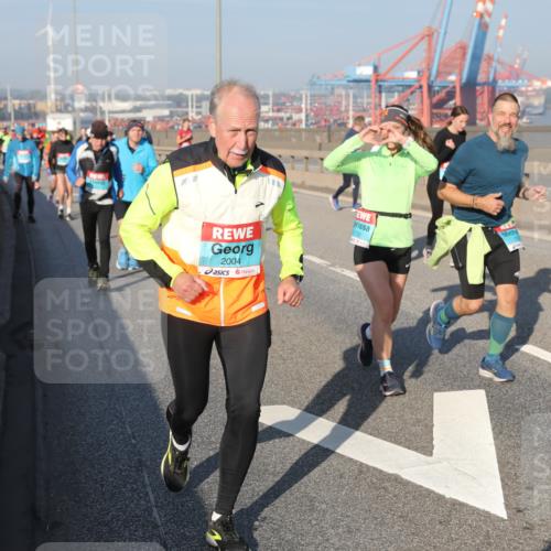 03.10.2025 - Köhlbrandbrückenlauf Yannick Fuchs http://msf.ph/oto/9180927 03.10.2025 08:55:39 Position 2 2004, 726 meine-sportfotos.de