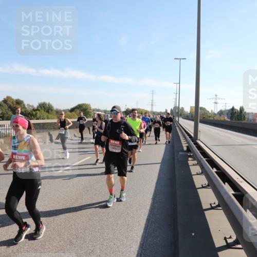 03.10.2025 - Köhlbrandbrückenlauf Yannick Fuchs http://msf.ph/oto/9180933 03.10.2025 11:22:17 Position 3 5656 meine-sportfotos.de