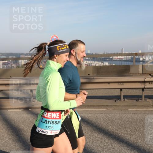 03.10.2025 - Köhlbrandbrückenlauf Yannick Fuchs http://msf.ph/oto/9180946 03.10.2025 08:55:42 Position 2 1726 meine-sportfotos.de