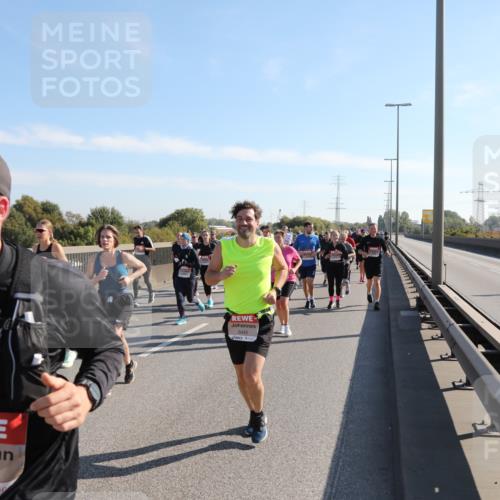 03.10.2025 - Köhlbrandbrückenlauf Yannick Fuchs http://msf.ph/oto/9180947 03.10.2025 11:22:18 Position 3 5879, 6445 meine-sportfotos.de