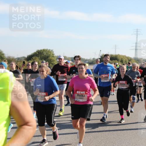 03.10.2025 - Köhlbrandbrückenlauf Yannick Fuchs http://msf.ph/oto/9180955 03.10.2025 11:22:19 Position 3 503, 4900, 5156, 5149 meine-sportfotos.de