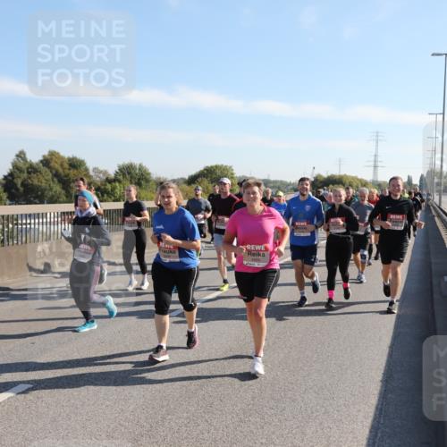 03.10.2025 - Köhlbrandbrückenlauf Yannick Fuchs http://msf.ph/oto/9180960 03.10.2025 11:22:20 Position 3 4900 meine-sportfotos.de