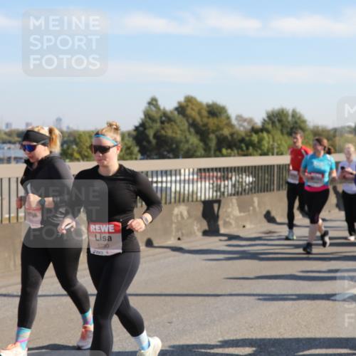 03.10.2025 - Köhlbrandbrückenlauf Yannick Fuchs http://msf.ph/oto/9181049 03.10.2025 11:22:28 Position 3 5730, 4752 meine-sportfotos.de