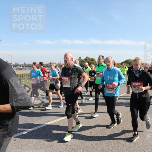 03.10.2025 - Köhlbrandbrückenlauf Yannick Fuchs http://msf.ph/oto/9181078 03.10.2025 11:22:31 Position 3 8, 5709, 6537, 5450 meine-sportfotos.de