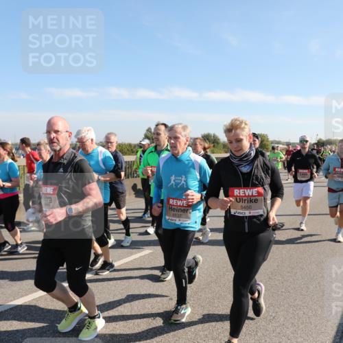 03.10.2025 - Köhlbrandbrückenlauf Yannick Fuchs http://msf.ph/oto/9181081 03.10.2025 11:22:32 Position 3 5709, 1, 6537, 5450 meine-sportfotos.de