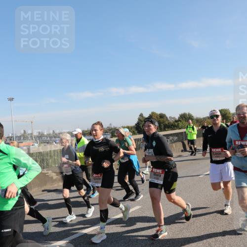 03.10.2025 - Köhlbrandbrückenlauf Yannick Fuchs http://msf.ph/oto/9181092 03.10.2025 11:22:32 Position 3 782, 719, 6126 meine-sportfotos.de