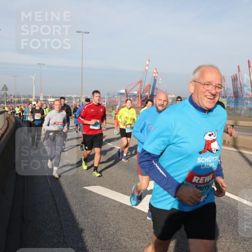 03.10.2025 - Köhlbrandbrückenlauf Yannick Fuchs http://msf.ph/oto/9181093 03.10.2025 08:56:03 Position 2  meine-sportfotos.de