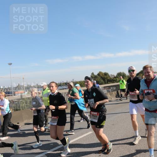 03.10.2025 - Köhlbrandbrückenlauf Yannick Fuchs http://msf.ph/oto/9181094 03.10.2025 11:22:33 Position 3 719, 6126 meine-sportfotos.de