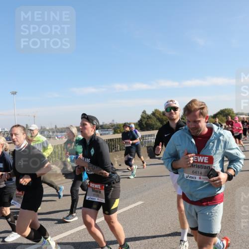 03.10.2025 - Köhlbrandbrückenlauf Yannick Fuchs http://msf.ph/oto/9181097 03.10.2025 11:22:33 Position 3 6126, 6414 meine-sportfotos.de