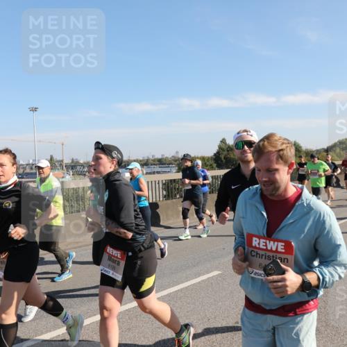 03.10.2025 - Köhlbrandbrückenlauf Yannick Fuchs http://msf.ph/oto/9181099 03.10.2025 11:22:33 Position 3 6126, 64 meine-sportfotos.de