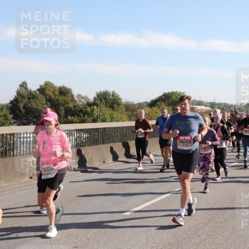 03.10.2025 - Köhlbrandbrückenlauf Yannick Fuchs http://msf.ph/oto/9181131 03.10.2025 11:22:36 Position 3 6796, 6140, 4725 meine-sportfotos.de