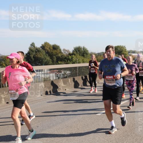 03.10.2025 - Köhlbrandbrückenlauf Yannick Fuchs http://msf.ph/oto/9181137 03.10.2025 11:22:36 Position 3 6147, 4725 meine-sportfotos.de