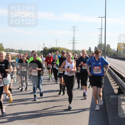 03.10.2025 - Köhlbrandbrückenlauf Yannick Fuchs http://msf.ph/oto/9181150 03.10.2025 11:22:37 Position 3 5850, 4702 meine-sportfotos.de