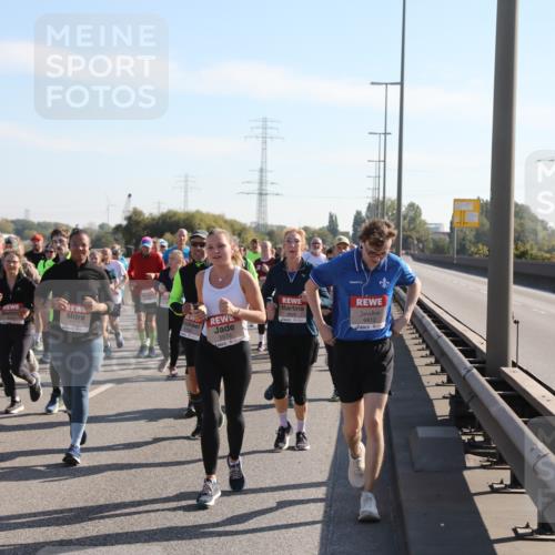 03.10.2025 - Köhlbrandbrückenlauf Yannick Fuchs http://msf.ph/oto/9181154 03.10.2025 11:22:37 Position 3 4702, 5377, 5160, 4826, 6812, 5570 meine-sportfotos.de