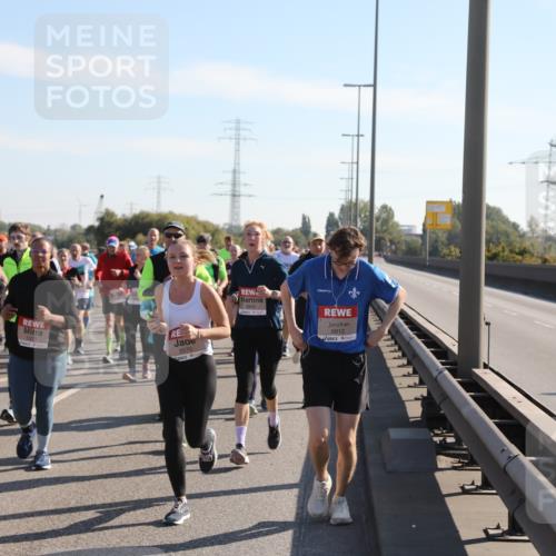 03.10.2025 - Köhlbrandbrückenlauf Yannick Fuchs http://msf.ph/oto/9181156 03.10.2025 11:22:38 Position 3 6186, 5377, 5570, 6812 meine-sportfotos.de
