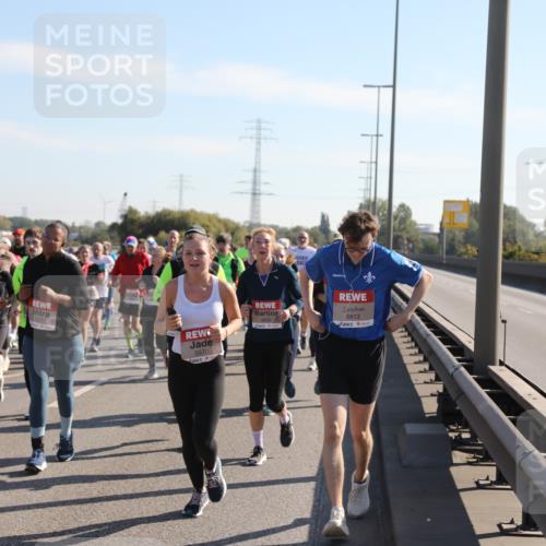 03.10.2025 - Köhlbrandbrückenlauf Yannick Fuchs http://msf.ph/oto/9181158 03.10.2025 11:22:38 Position 3 6186, 5377, 5570, 4826, 6812 meine-sportfotos.de