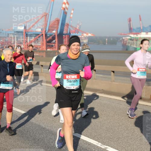 03.10.2025 - Köhlbrandbrückenlauf Yannick Fuchs http://msf.ph/oto/9181172 03.10.2025 08:56:17 Position 2 2779, 2136, 1998, 2551 meine-sportfotos.de
