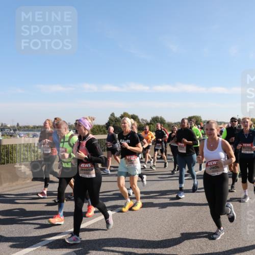 03.10.2025 - Köhlbrandbrückenlauf Yannick Fuchs http://msf.ph/oto/9181176 03.10.2025 11:22:39 Position 3 5570, 6812 meine-sportfotos.de