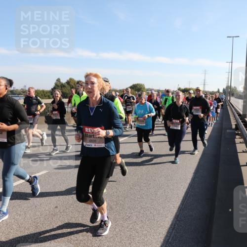 03.10.2025 - Köhlbrandbrückenlauf Yannick Fuchs http://msf.ph/oto/9181191 03.10.2025 11:22:40 Position 3 5377, 4826, 17 meine-sportfotos.de