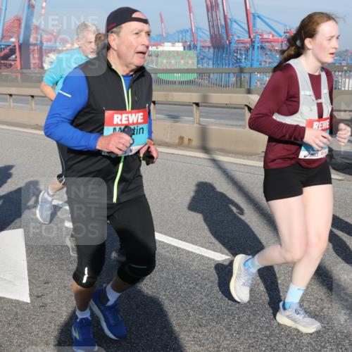 03.10.2025 - Köhlbrandbrückenlauf Yannick Fuchs http://msf.ph/oto/9181213 03.10.2025 08:56:25 Position 2 2752 meine-sportfotos.de