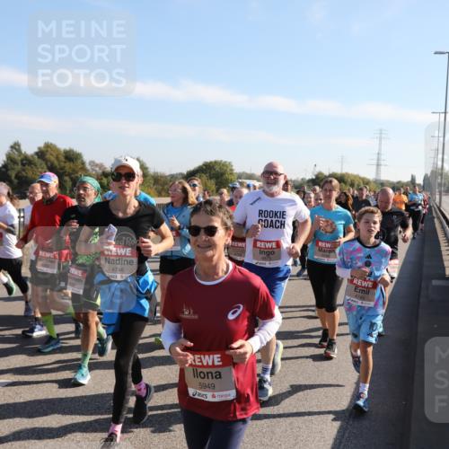 03.10.2025 - Köhlbrandbrückenlauf Yannick Fuchs http://msf.ph/oto/9181234 03.10.2025 11:22:44 Position 3 4746, 4875, 5949, 4745 meine-sportfotos.de