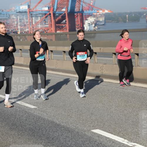 03.10.2025 - Köhlbrandbrückenlauf Yannick Fuchs http://msf.ph/oto/9181244 03.10.2025 08:56:29 Position 2 2059, 162, 2237 meine-sportfotos.de
