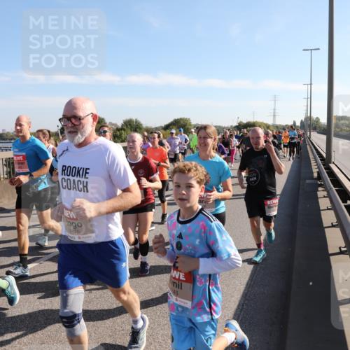 03.10.2025 - Köhlbrandbrückenlauf Yannick Fuchs http://msf.ph/oto/9181250 03.10.2025 11:22:45 Position 3 608, 4875, 45 meine-sportfotos.de
