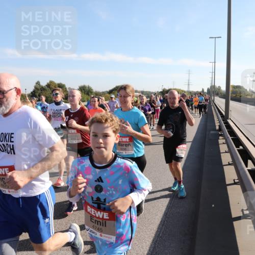 03.10.2025 - Köhlbrandbrückenlauf Yannick Fuchs http://msf.ph/oto/9181252 03.10.2025 11:22:45 Position 3 20255, 4875, 6296, 4745 meine-sportfotos.de