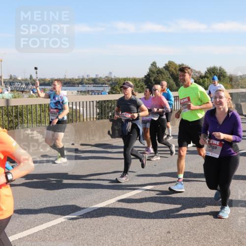 03.10.2025 - Köhlbrandbrückenlauf Yannick Fuchs http://msf.ph/oto/9181269 03.10.2025 11:22:47 Position 3 5209, 4937 meine-sportfotos.de