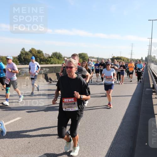 03.10.2025 - Köhlbrandbrückenlauf Yannick Fuchs http://msf.ph/oto/9181282 03.10.2025 11:22:47 Position 3 4937, 4943 meine-sportfotos.de