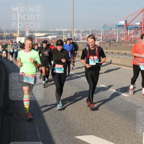 03.10.2025 - Köhlbrandbrückenlauf Yannick Fuchs http://msf.ph/oto/9181310 03.10.2025 08:56:39 Position 2 1775, 3383 meine-sportfotos.de