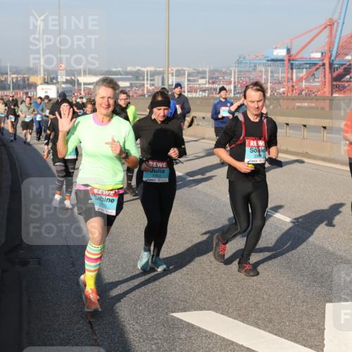 03.10.2025 - Köhlbrandbrückenlauf Yannick Fuchs http://msf.ph/oto/9181316 03.10.2025 08:56:39 Position 2 1775, 3383, 338, 2163 meine-sportfotos.de