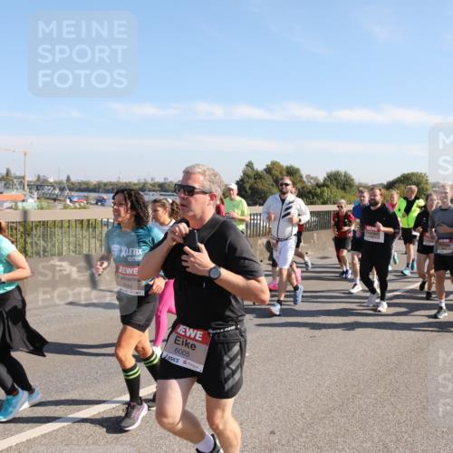 03.10.2025 - Köhlbrandbrückenlauf Yannick Fuchs http://msf.ph/oto/9181319 03.10.2025 11:22:50 Position 3 4984, 6005, 42 meine-sportfotos.de
