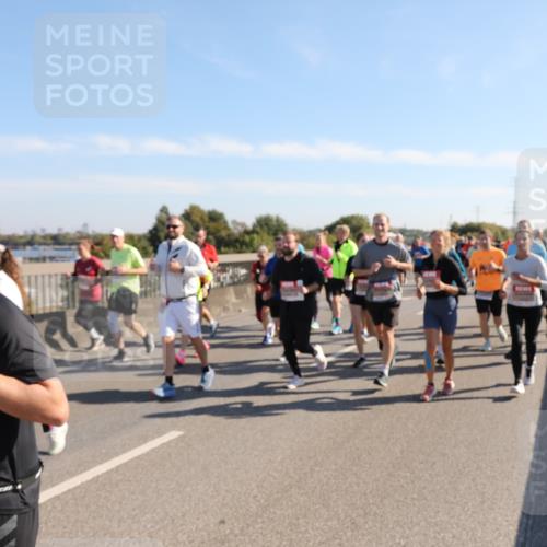 03.10.2025 - Köhlbrandbrückenlauf Yannick Fuchs http://msf.ph/oto/9181323 03.10.2025 11:22:50 Position 3 6005 meine-sportfotos.de