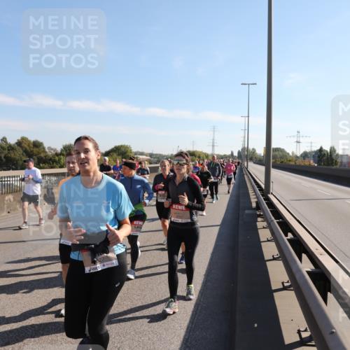 03.10.2025 - Köhlbrandbrückenlauf Yannick Fuchs http://msf.ph/oto/9181352 03.10.2025 11:22:53 Position 3 03, 10, 2013, 627, 6757 meine-sportfotos.de