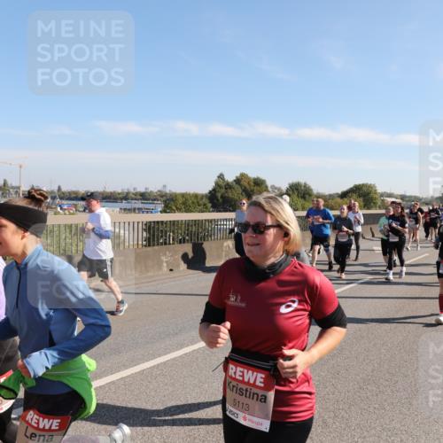 03.10.2025 - Köhlbrandbrückenlauf Yannick Fuchs http://msf.ph/oto/9181374 03.10.2025 11:22:54 Position 3 7, 5440, 5113 meine-sportfotos.de