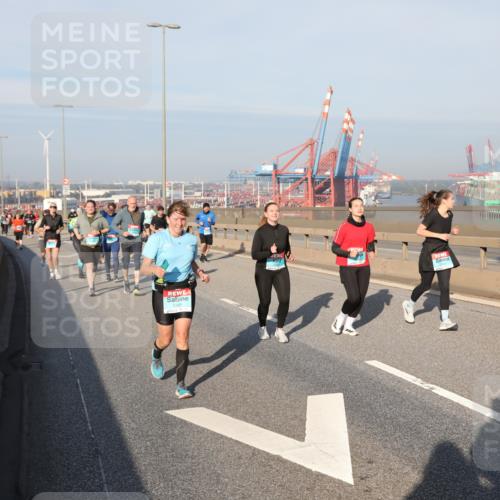 03.10.2025 - Köhlbrandbrückenlauf Yannick Fuchs http://msf.ph/oto/9181380 03.10.2025 08:56:46 Position 2  meine-sportfotos.de