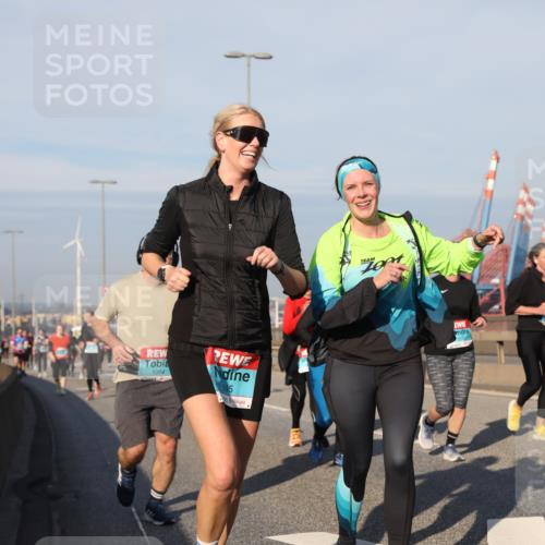 03.10.2025 - Köhlbrandbrückenlauf Yannick Fuchs http://msf.ph/oto/9181424 03.10.2025 08:56:53 Position 2 1004, 45 meine-sportfotos.de